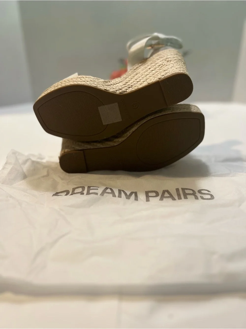 Dream Pairs Platform One Strap Espadrille Wedge Sandals in White - Sz 6
